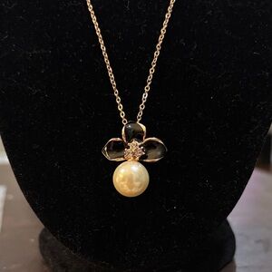 Rose Gold Elegant Black Flower Pearl Pendant Necklace - Women Jewelry